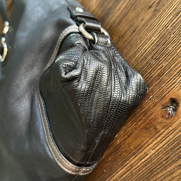 Coach purse, black D1320-F24887, excellent pre owned condition, see pics - Picture 7 of 15